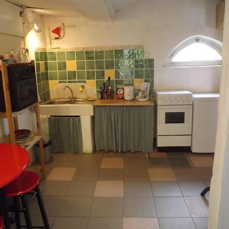 Chambre D'Hotes Oeuil De Bouc Madiran Екстериор снимка