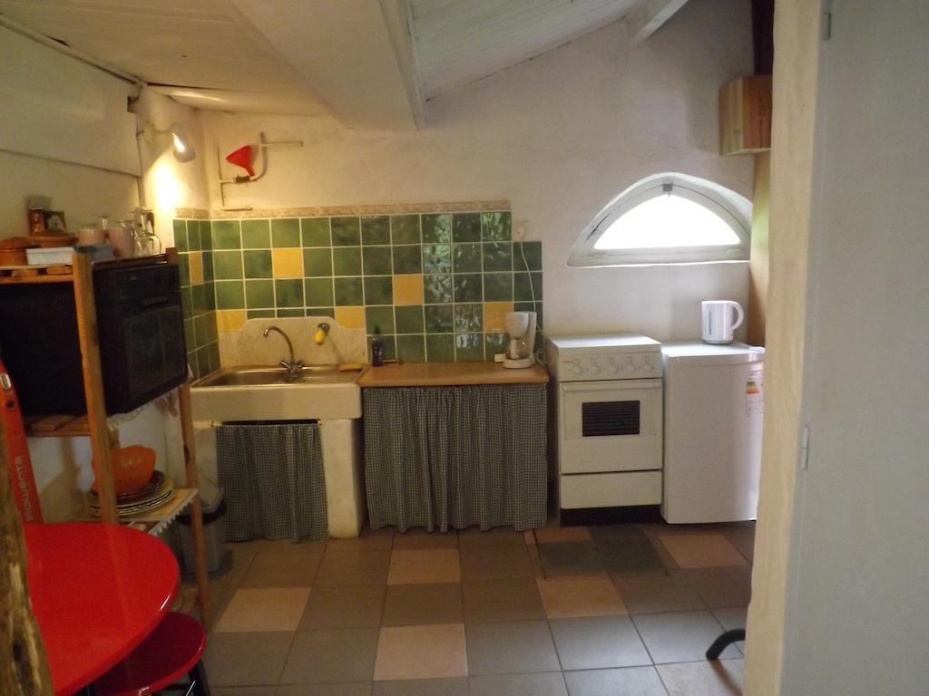 Chambre D'Hotes Oeuil De Bouc Madiran Екстериор снимка